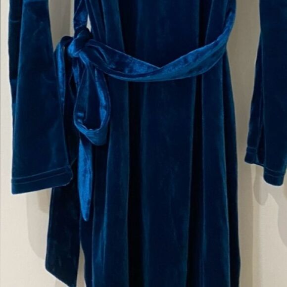 SHEIN blue turquoise velvet long sleeve puff shoulder belted short dress M NWOT - Picture 8 of 9